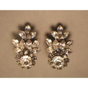 Vintage Schoffel Smoky Gray Rhinestone Flower Earrings